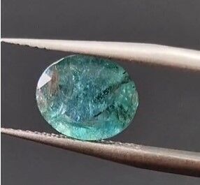 2.65ct 9.6x8mm Oval Natural Green Emerald, Zambia