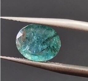 2.65ct 9.6x8mm Oval Natural Green Emerald, Zambia