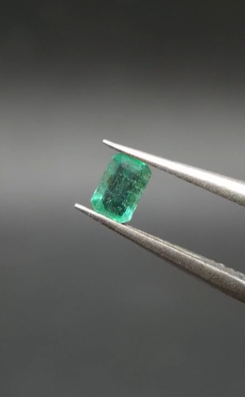 0.31ct 5.1x3.4mm Octagon Natural Emerald