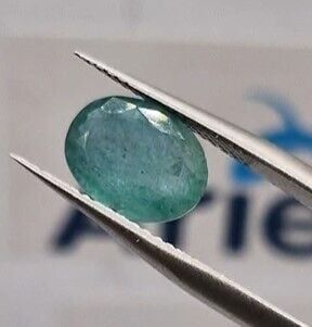 2.29ct 10.2x7.8mm Oval Natural Zambia Emerald