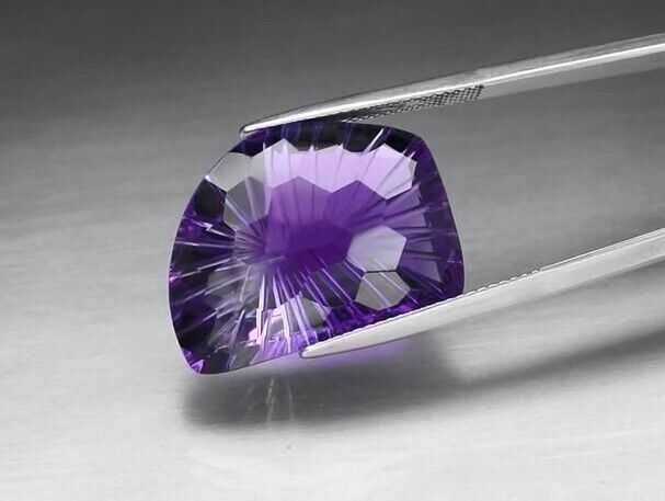 21.00ct 22.6x16.8mm VVS Fancy Natural Unheated Purple Amethyst Uruguay, Big!