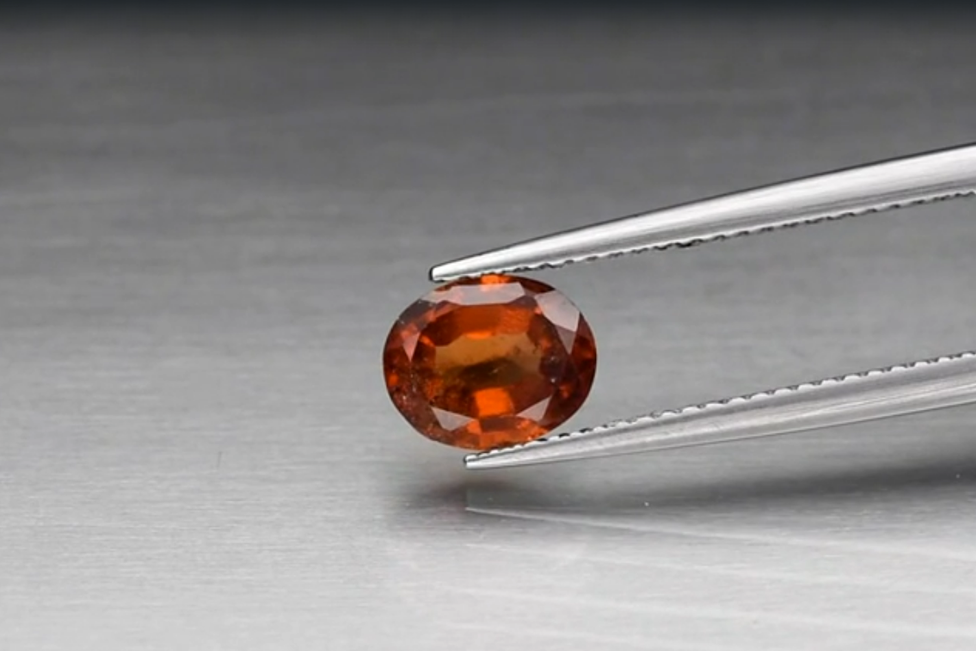 1.35ct 7.7x6.2mm Oval Natural Orange Hessonite Garnet,Sri-Lanka