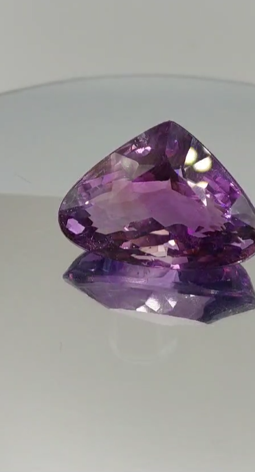 27.55Ct. 24.5x17.4x13mm Fancy Natural Unheated Amethyst, Bolivia