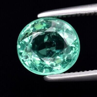 1.20ct 6.8x6.3mm Oval Natural Unheated Green Apatite, Africa