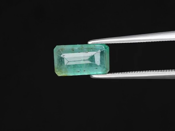 2.39ct 10.5x6mm Octagon Green Emerald Gemstone, Zambia