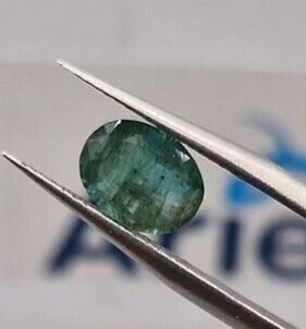 1.45ct 8.5x6.7mm Oval Natural Zambia Emerald