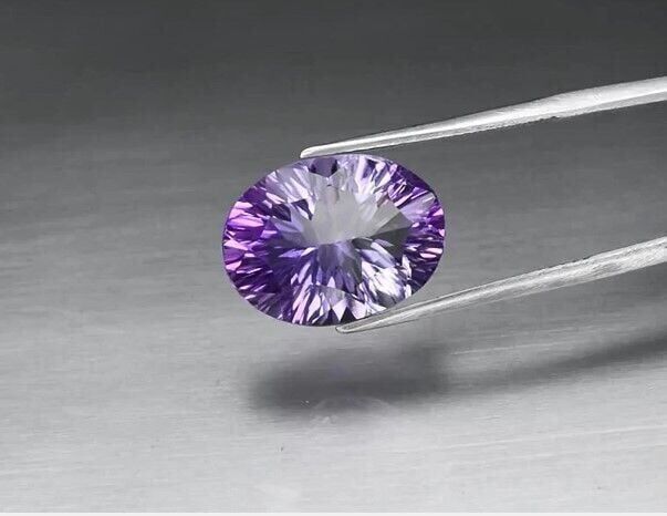 8.90ct 16.4x12.2mm VS Oval Concave Natural Unheated Purple Amethyst, Uruguay