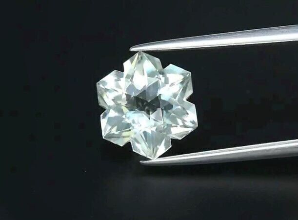 2.45ct 8.8x8.8mm VS Snowflake Natural Green Amethyst, Brazil