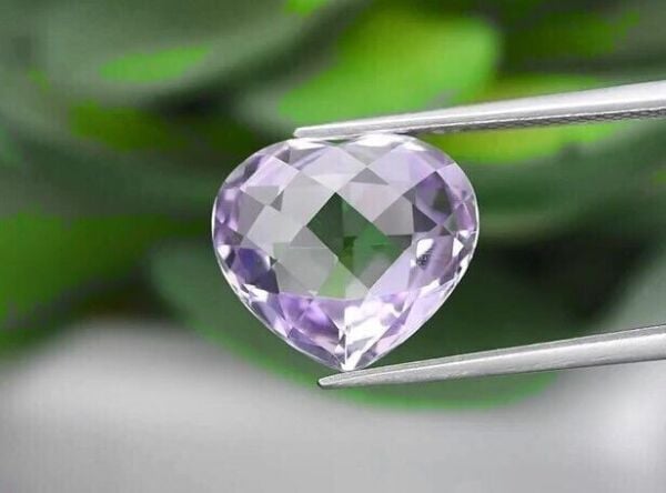 4.75ct 12.7x11.2mm VVS Heart Natural Purple Amethyst Unheated Brazil