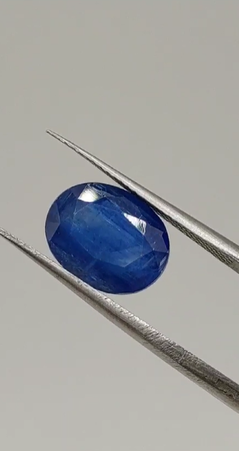 4.75ct 11.1x8.7mm Oval Natural Kyanite