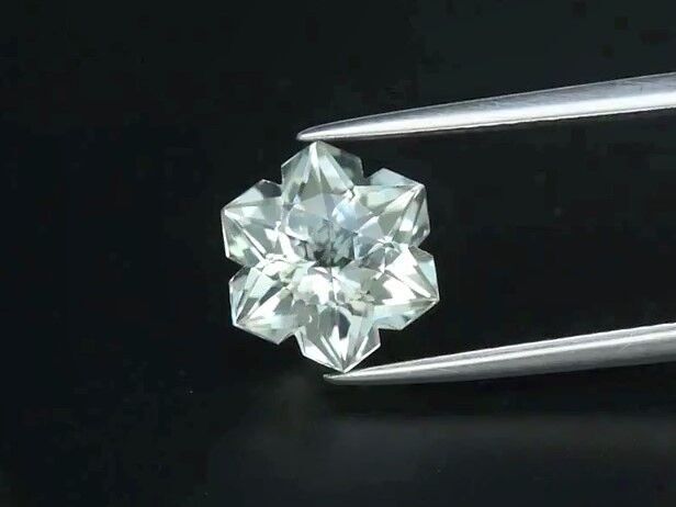 2.31ct 8.3x8.3mm VVS Snowflake Natural Green Amethyst, Brazil