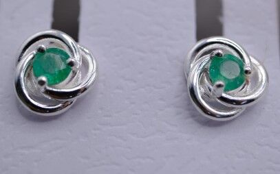 0.48ct Natural Zümrüt Taşlı Gümüş Küpe