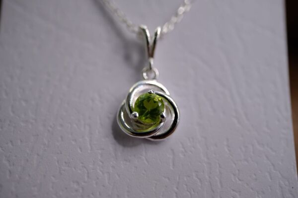 0,33ct Natural Zebercet Taşlı Zincirli Gümüş Kolye