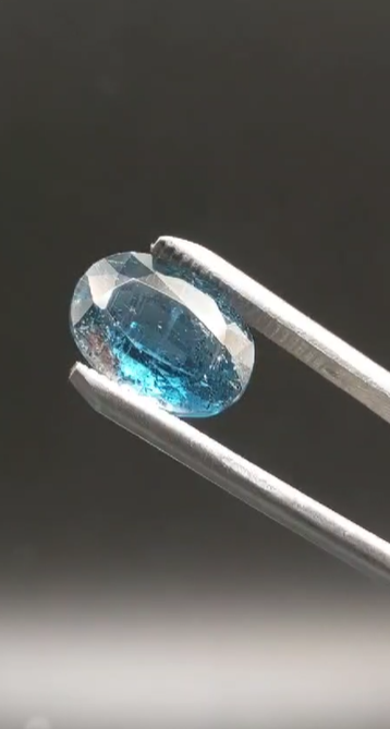 7.92ct 14.1x10.1mm Oval Natural Kyanite Nepal