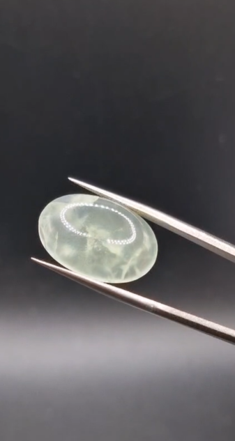 15.65ct 21.2x14mm Oval Cabachon  Natural Prehnite