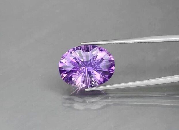 8.40ct 16x12.3mm VS Oval Natural Unheated Purple Amethyst, Uruguay