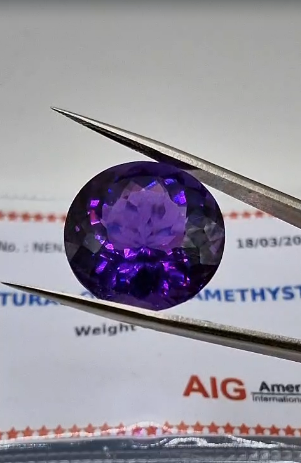 34.32ct 21.6mm Round Natural Amethyst