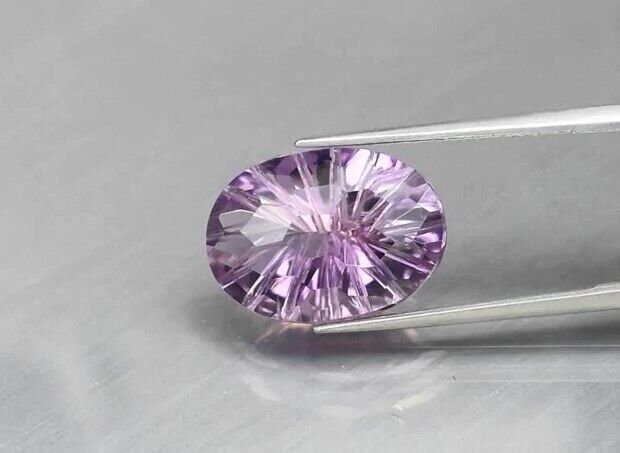 8.30ct 16.2x11.5mm VS Oval Natural Unheated Purple Amethyst, Uruguay