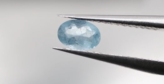 0.39ct 5.7x3.6mm Oval Natural Aquamarine