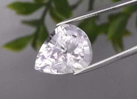 18.52ct 19x15.2mm VS Pear Natural Unheated Purple Amethyst, Brazil