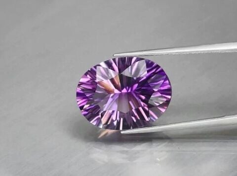 10.75ct 17x13mm VVS Oval Concave Natural Unheated Purple Amethyst, Uruguay