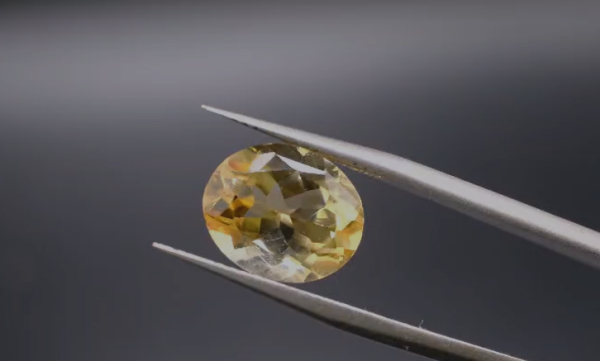 4.62ct 12x10mm Oval Natural Citrine