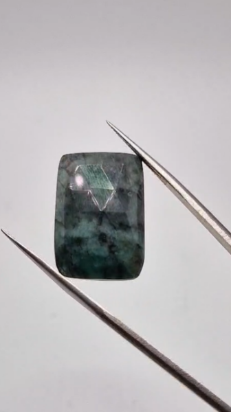 18.60ct 22.2x15.4mm Rose Cut Natural Sapphire