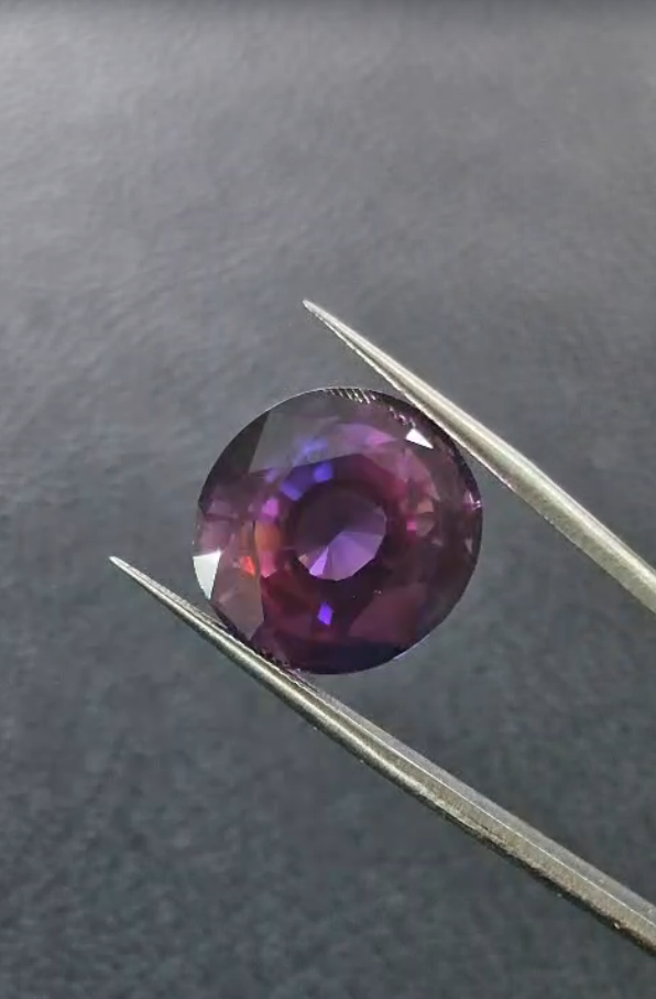 23.75ct 16.8x15.8 Oval Natural Amethyst