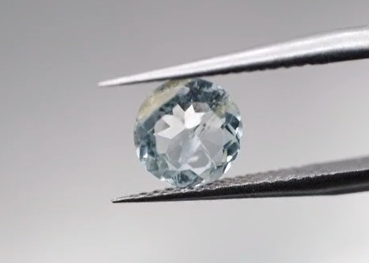 1.00ct 7mm Round Natural Aquamarine