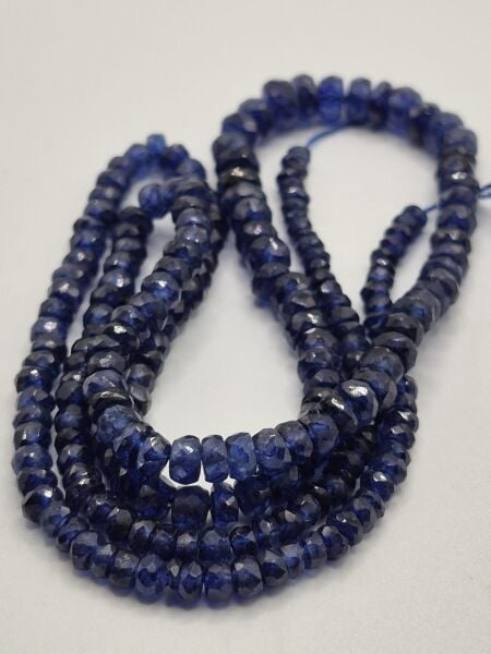 77.00ct 3.6mm Faset Yuvarlak 21 cm Natural Safir Dizi