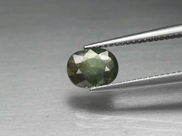 1.31ct 7.7x6mm Oval Green Sapphire Africa, Heated