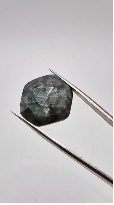 18.74ct 20.9x18.5mm Rose Cut Natural Sapphire