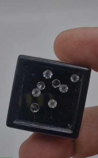 1.95ct 3.5mm 8pcs Round Natural White Topaz Africa