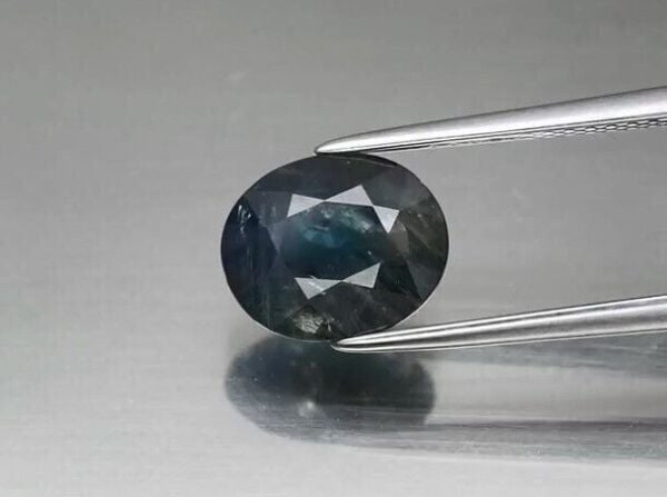 2.67ct 9.2x7.5mm Oval Greenish Blue Sapphire Gemstone Tanzania, Heated