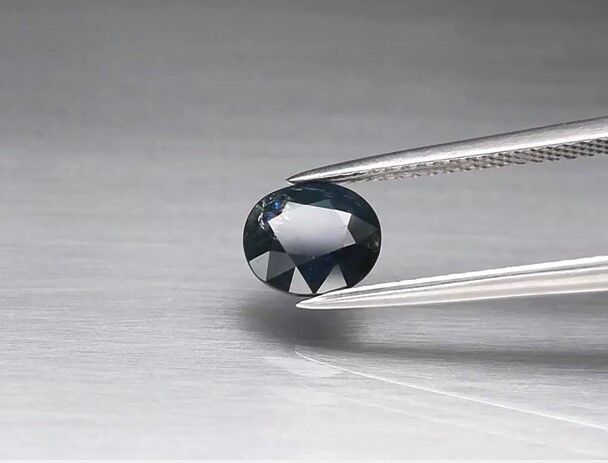 1.21ct 7.2x5.2mm Oval Green-Blue Sapphire Australia, Heated