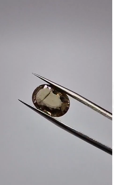 4.80ct  12.6x9.1mm Oval Natural Diaspore ( Sultanit )