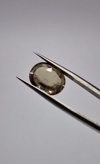 3.93ct  11.9x9.7mm Oval Natural Diaspore ( Sultanit )