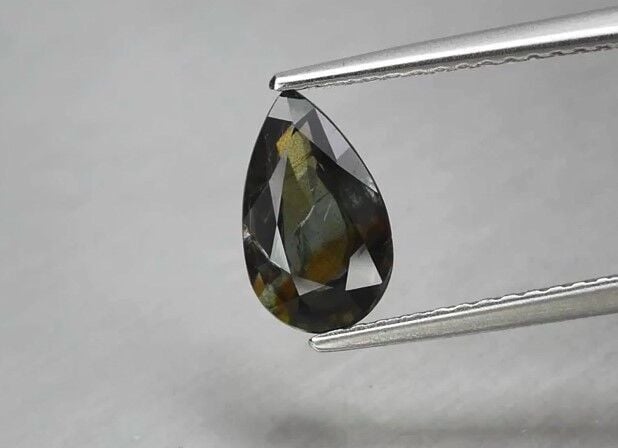 1.35ct 9x5.4mm Pear Green Sapphire Unheated Tanzania, Africa