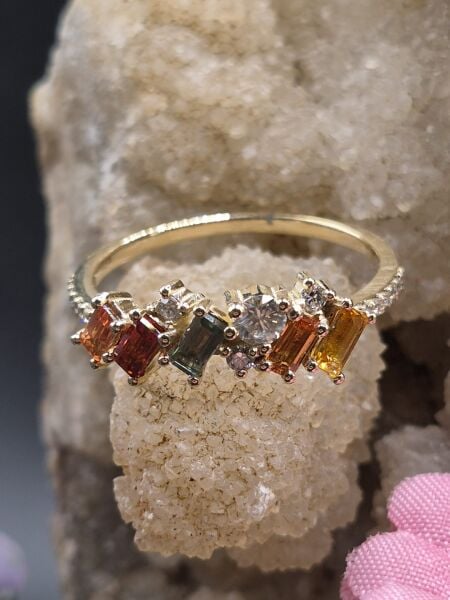 0.85ct Sapphire - 0,20ct  M/SI Pırlanta  -  2.23gr 14 Ayar Yüzük