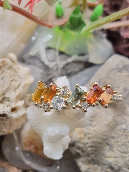 0.85ct Sapphire - 0,20ct  M/SI Pırlanta  -  2.23gr 14 Ayar Yüzük