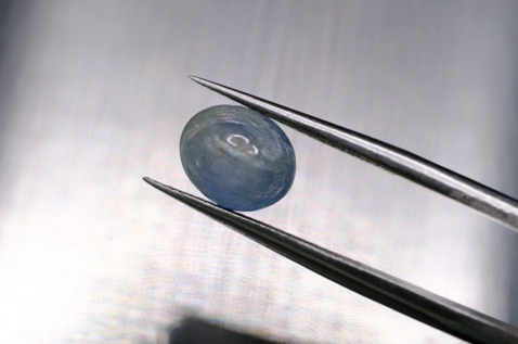 2.03ct 8.3x6.8mm Oval Cabachon Natural Unheated Sapphire