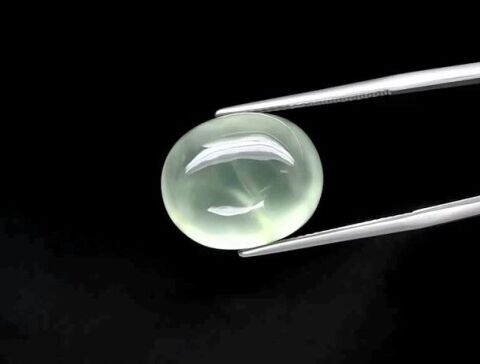 19.29ct 17.4x14.4mm Oval Cabochon Natural Green Prehnite, Africa