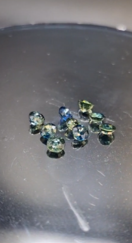 2.43ct 3.5 to 3.7mm Round Blue-Green Natural Sapphire Africa, Heated