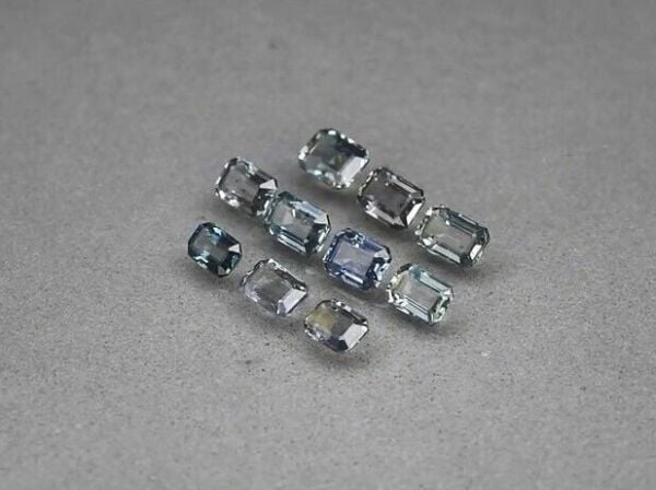 2.61ct t.w 10pcs Lot 3.8 x 2.5 to 4.6 x 3.0 mm. VS Octagon Blue-Green Sapphire Unheated Tanzania