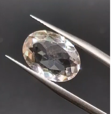 4.76ct 14x10mm Oval Natural Very Light Green Amethyst