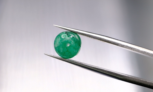 2.68ct 7.6x5.9mm Round Natural Emerald Drilled Beads