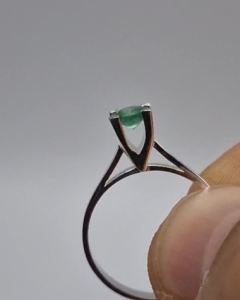 0.40ct Natural Zümrüt 1.27gr Alaşımlı Kararmaz Gümüş Yüzük