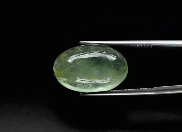 13.20ct 18.3x12mm Oval Cabochon Natural Bluish Green Beryl, Madagascar