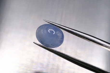 2.80ct 8.9x6.7mm Oval Cabachon Natural Unheated Sapphire