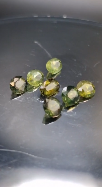 4.48ct 7pcs 5.5x4.5 to 6x4mm Oval-Cushion Natural Bluish Green Unheated Sapphire Africa